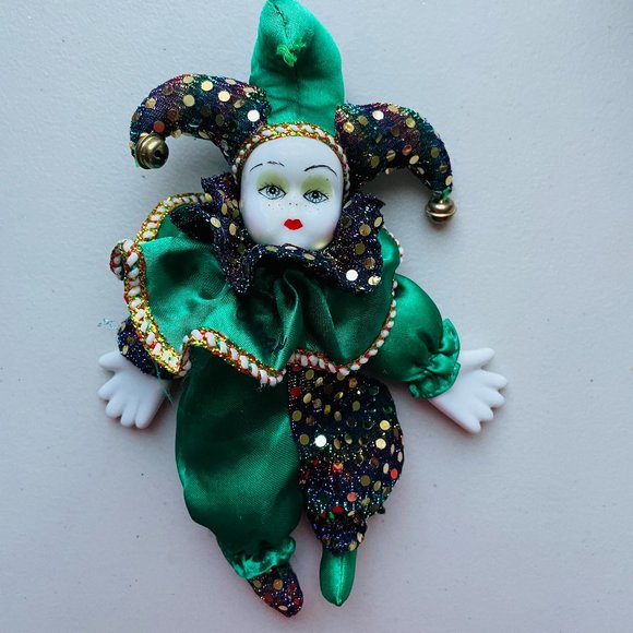 Maxyoung 12 Inch Clown Doll With Tears, Smile, Angel Faces Harlequin Clown In Black And White Costume, Ideal For Christmas, Valentine's Day, Halloween